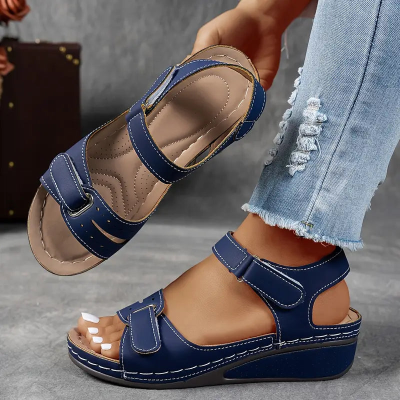 Sandales femme compensées confort brides réglables semelle ergonomique été