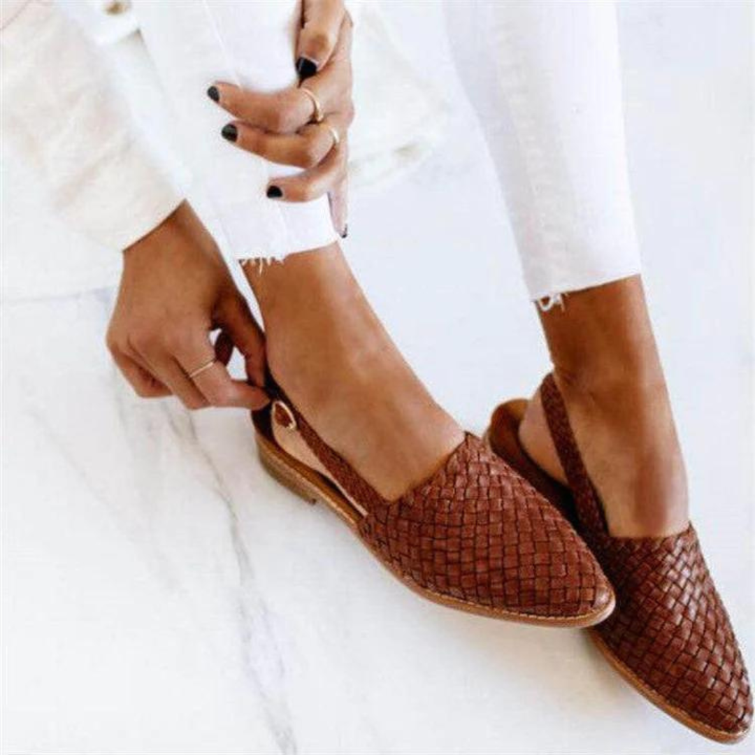 Mocassins femme slingback tressés bout fermé style ballerine ouverte