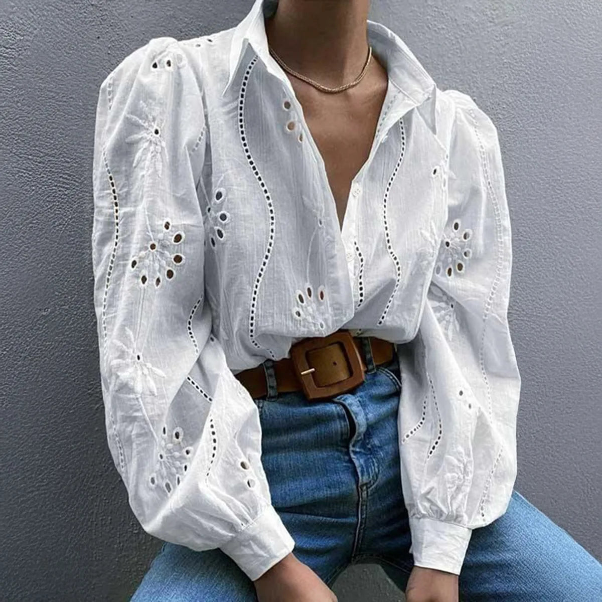 Blouse broderie anglaise femme manches longues col chemise boutonnée coupe ample