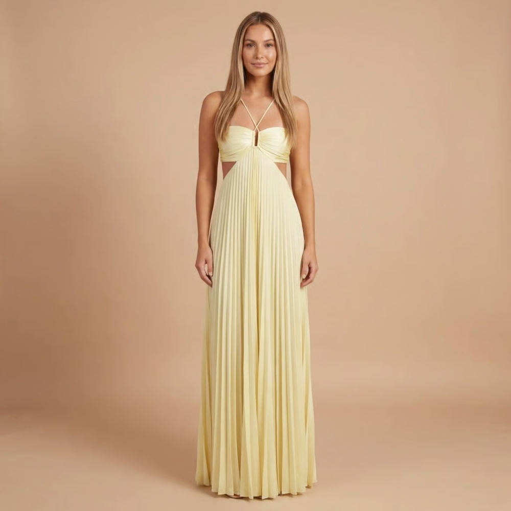 Robe longue invitée mariage plissée dos nu à découpes et col licou