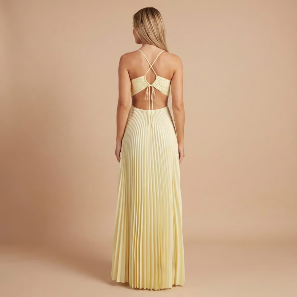 Robe longue invitée mariage plissée dos nu à découpes et col licou