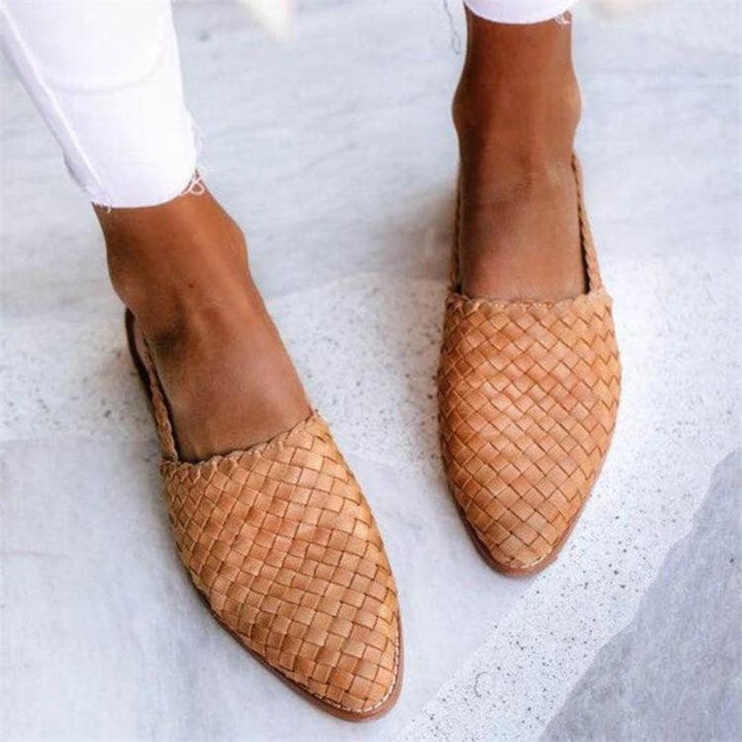 Mocassins femme slingback tressés bout fermé style ballerine ouverte