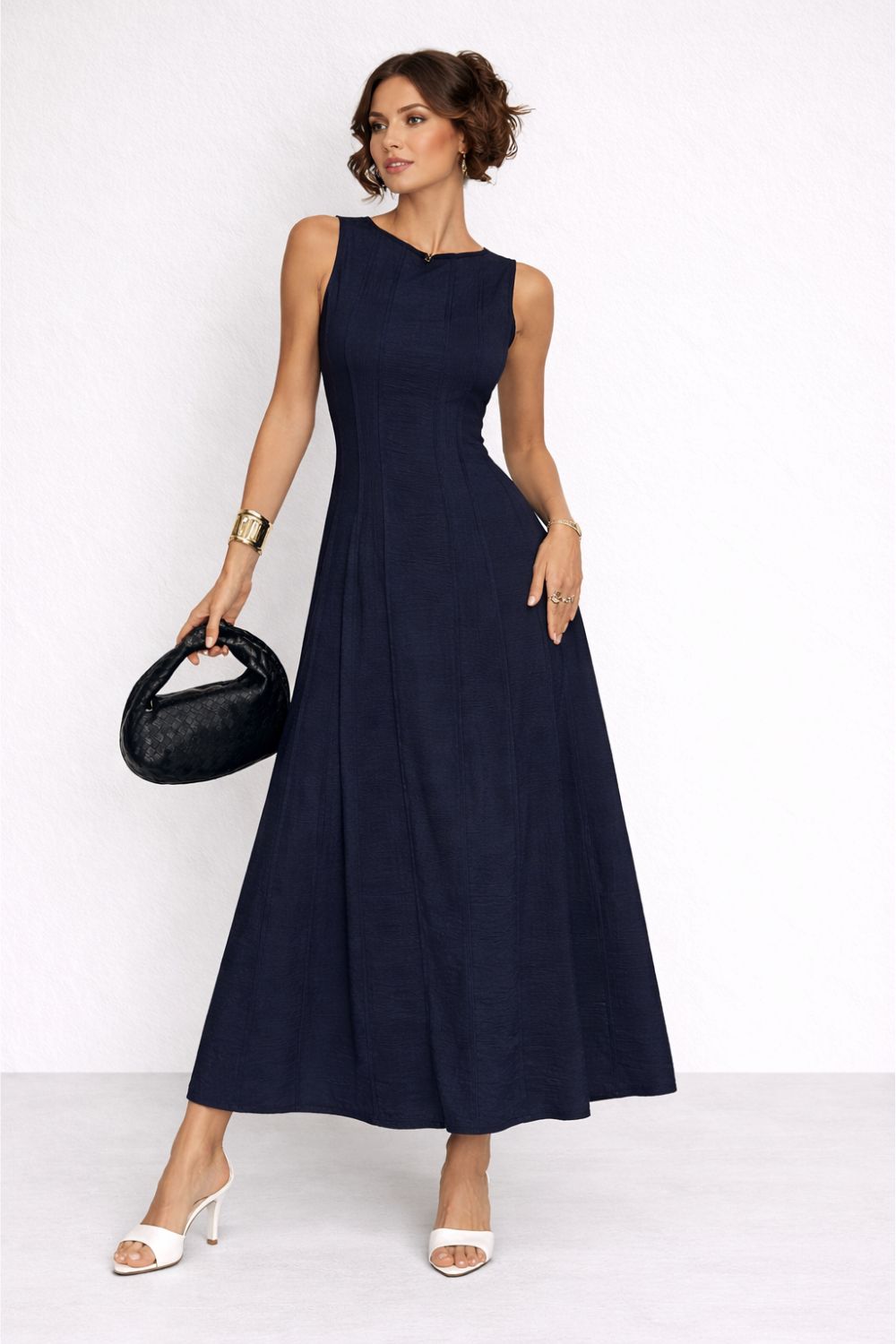 Robe longue femme en lin sans manches taille cintrée coupe évasée