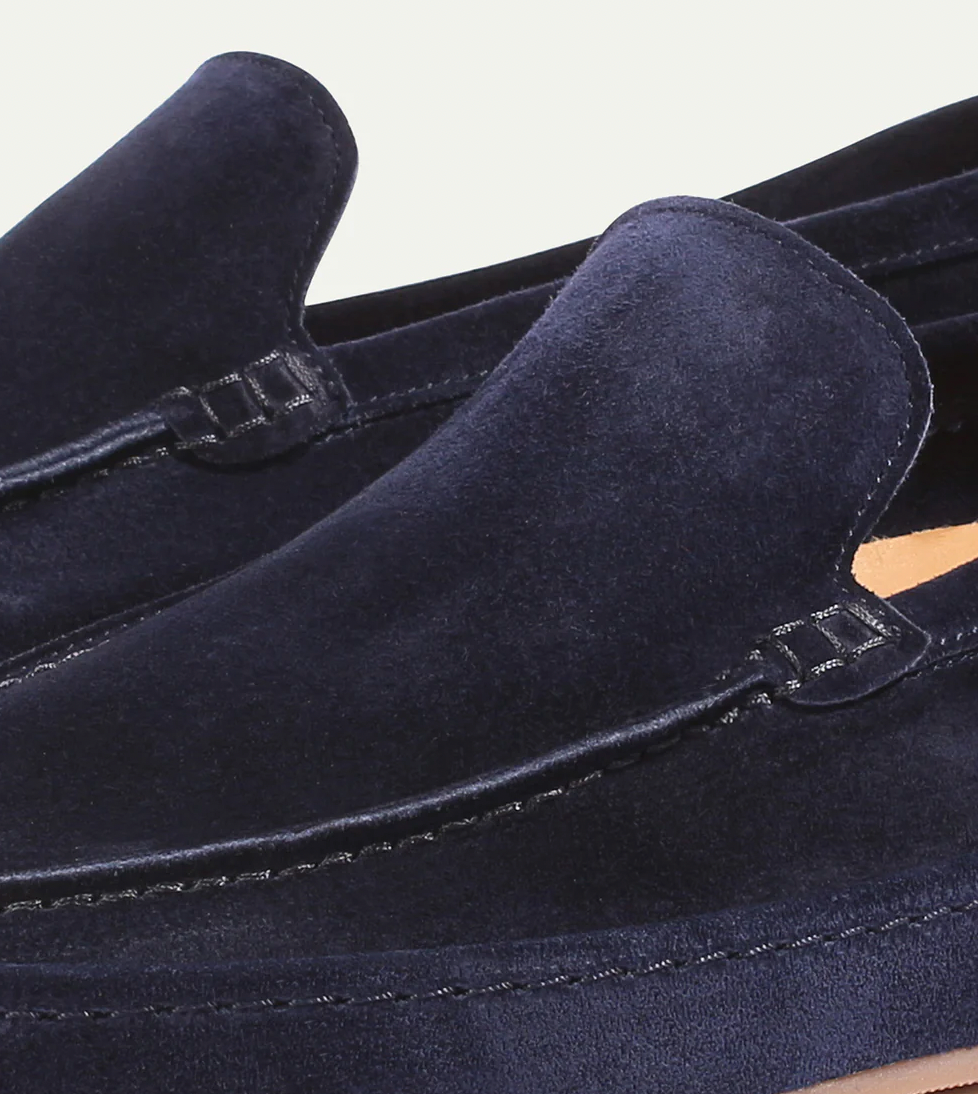 Mocassins homme en daim style casual chic à enfiler semelle confortable
