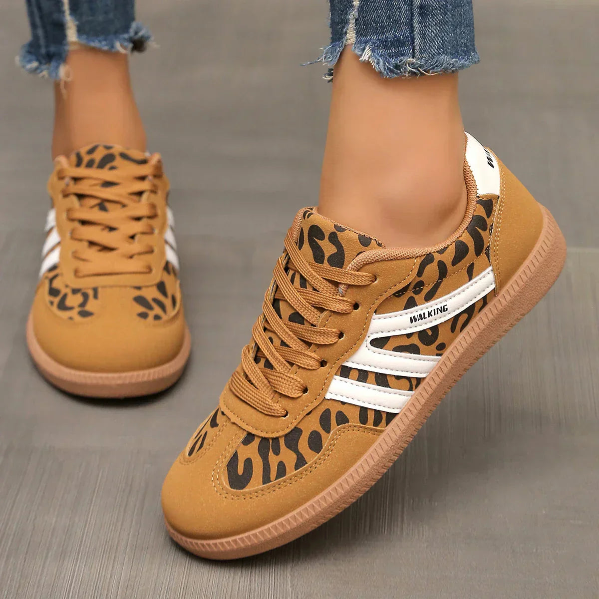 Baskets femme lacets semelle plate sneakers casual confort marche quotidienne