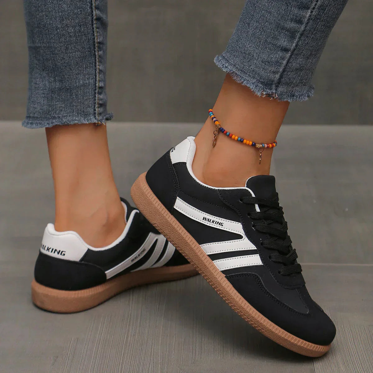 Baskets femme lacets semelle plate sneakers casual confort marche quotidienne