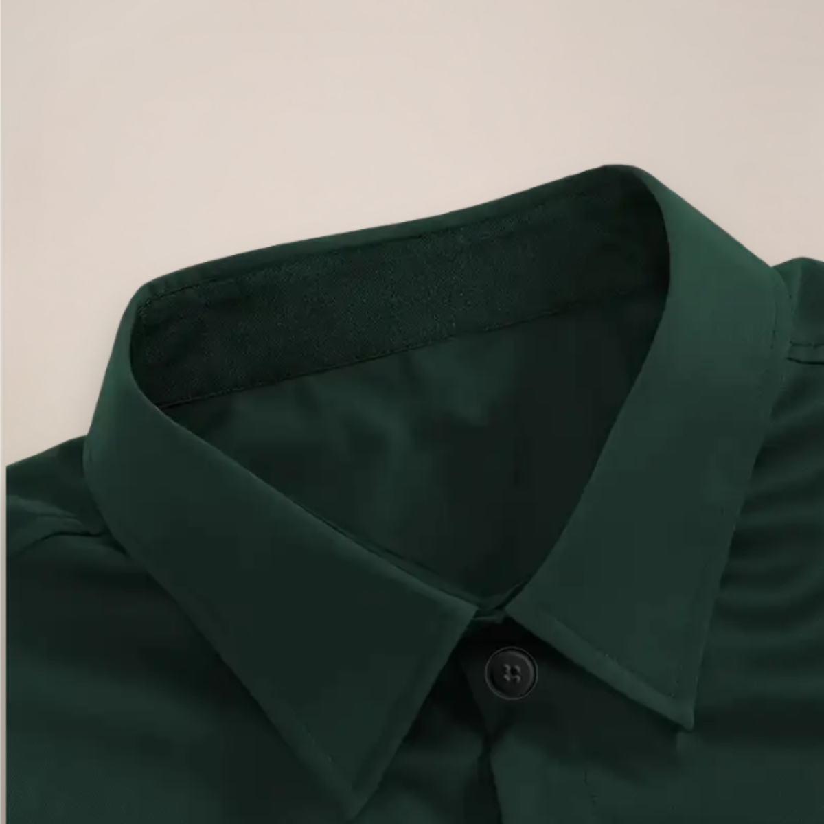 Chemise homme manches longues coupe ajustée col classique