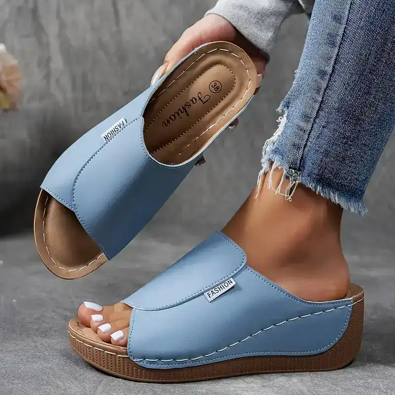 Mules compensées femme à enfiler avec bout ouvert et semelle confort