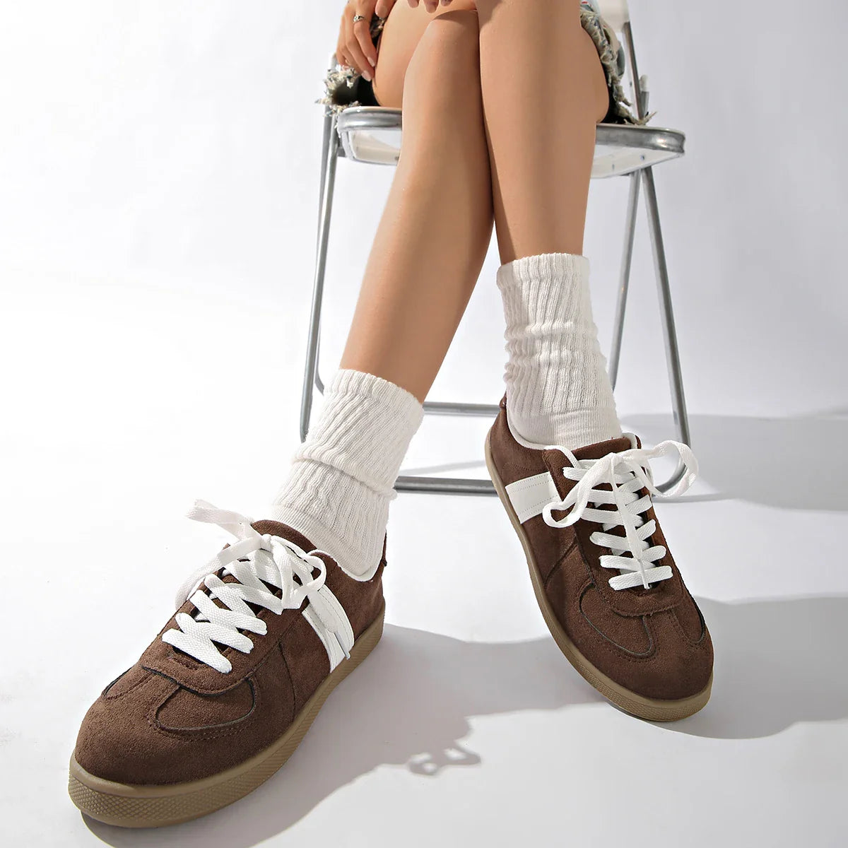 Baskets femme basses lacets semelle plate sneakers casual confortables