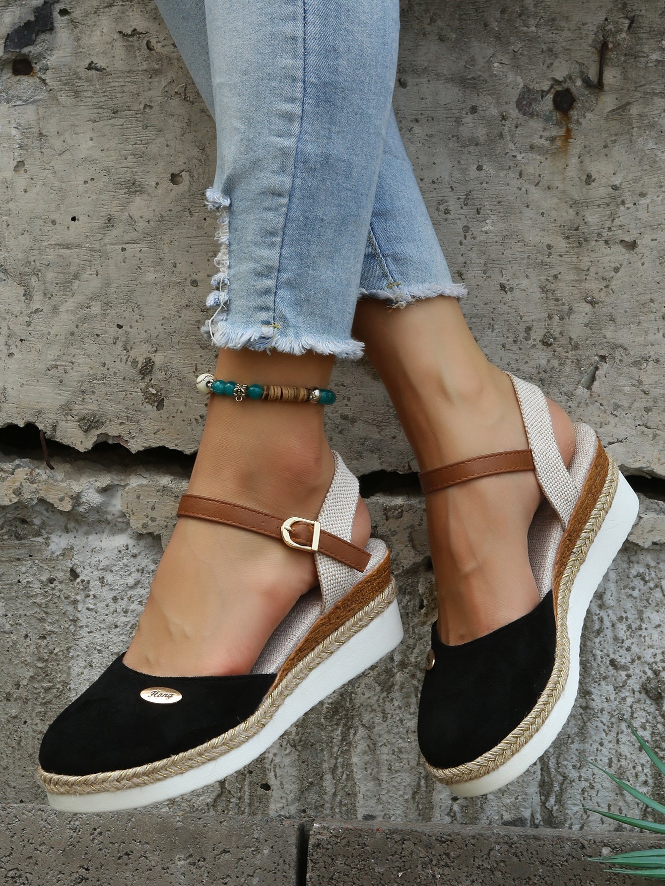 Sandales espadrilles compensées femme à bride cheville et bout fermé