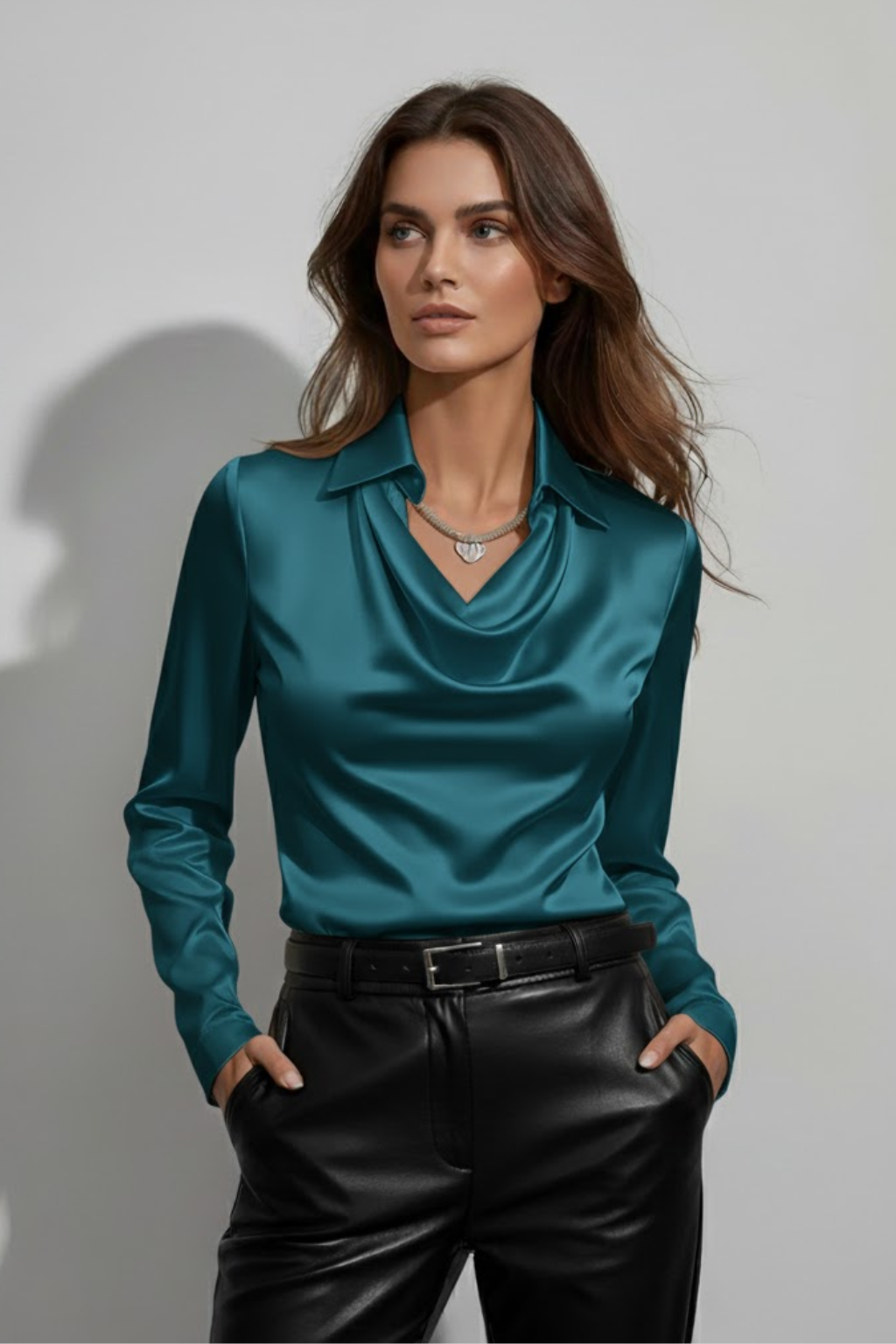 Blouse femme satin manches longues col drapé fluide élégante col chemise