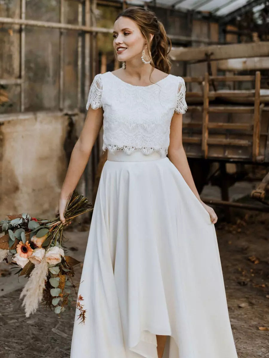 Robe de mariée deux pièces dentelle top court jupe longue fluide