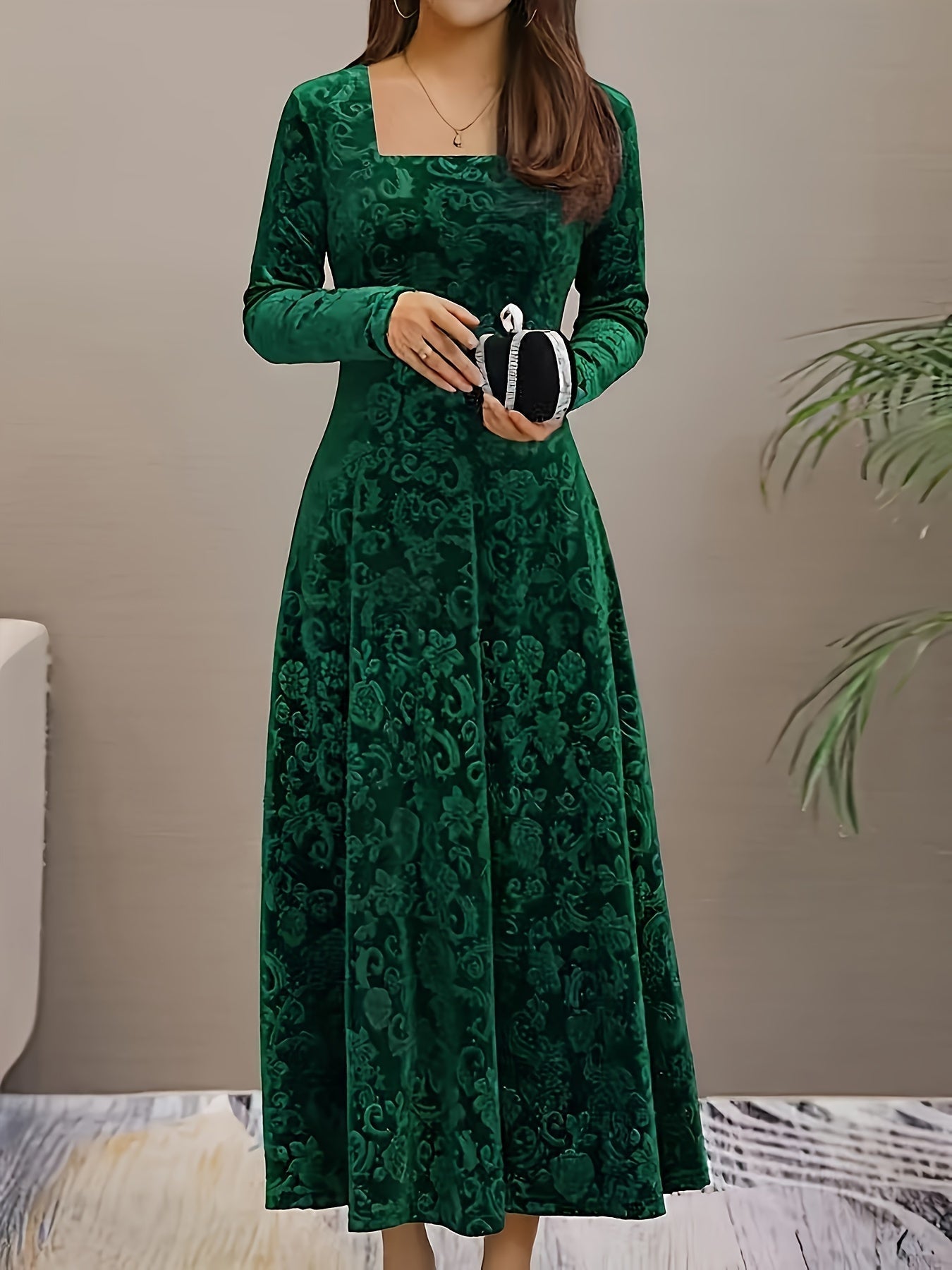 Robe midi femme col carré manches longues coupe évasée élégante