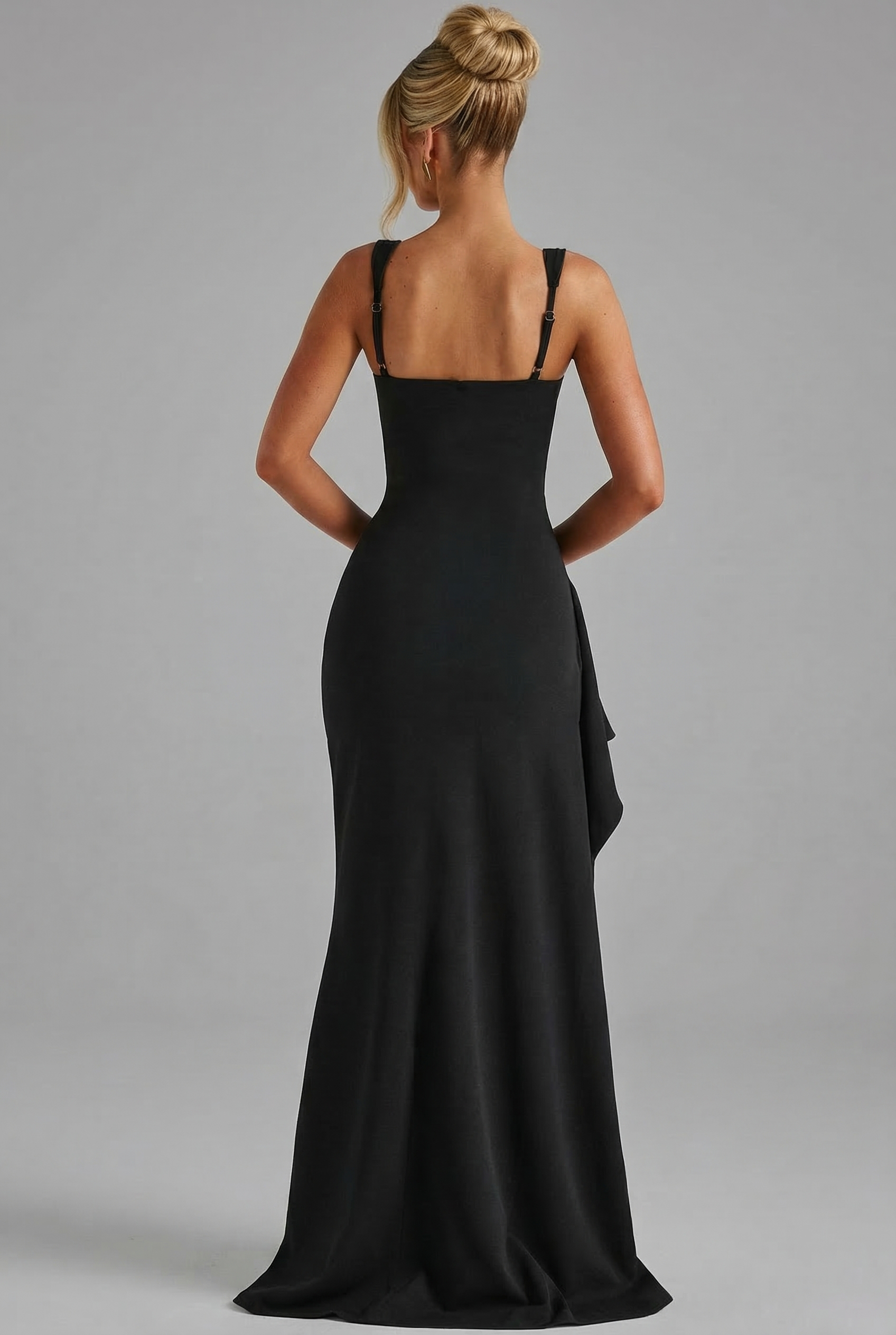 Robe longue femme moulante fente haute col carré sans manches soirée