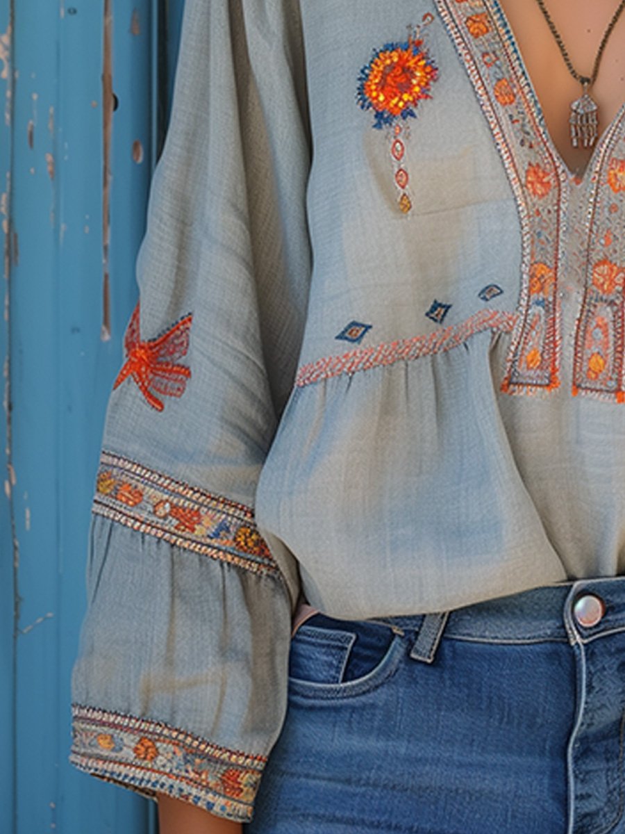 Blouse femme bohème brodée col V manches longues style hippie chic fluide