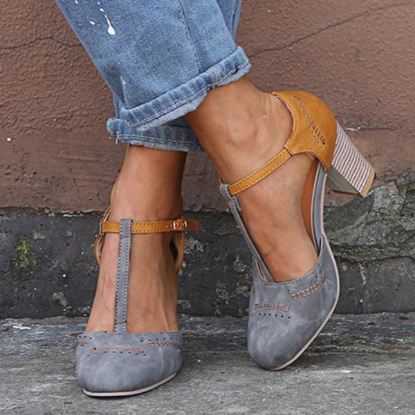Chaussures femme talon carré bride cheville bout rond style vintage