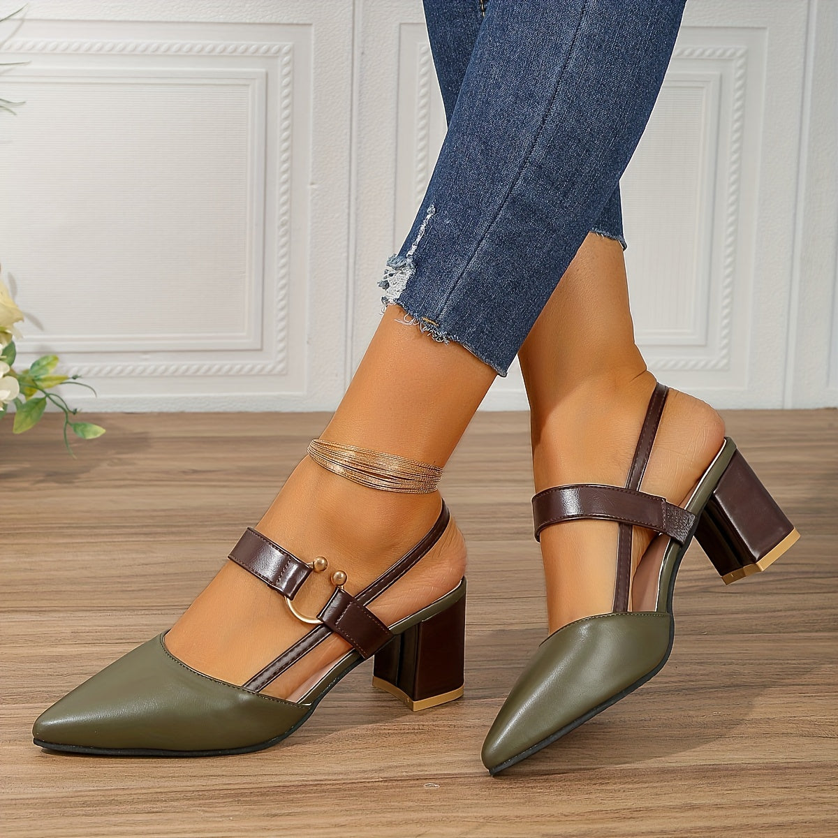 Escarpins femme slingback à talon bloc bout pointu bride arrière
