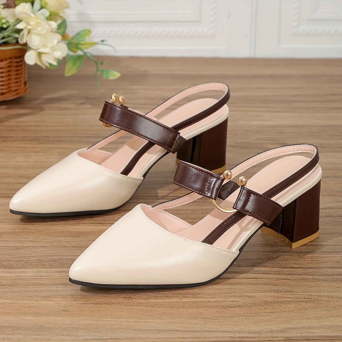 Escarpins femme slingback à talon bloc bout pointu bride arrière