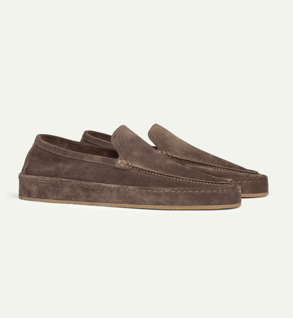 Mocassins homme en daim style casual chic à enfiler semelle confortable