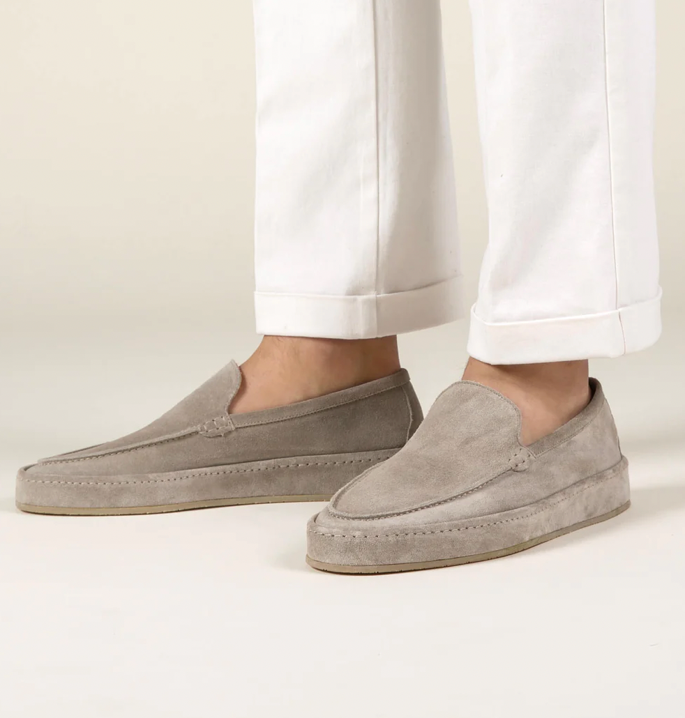 Mocassins homme en daim style casual chic à enfiler semelle confortable