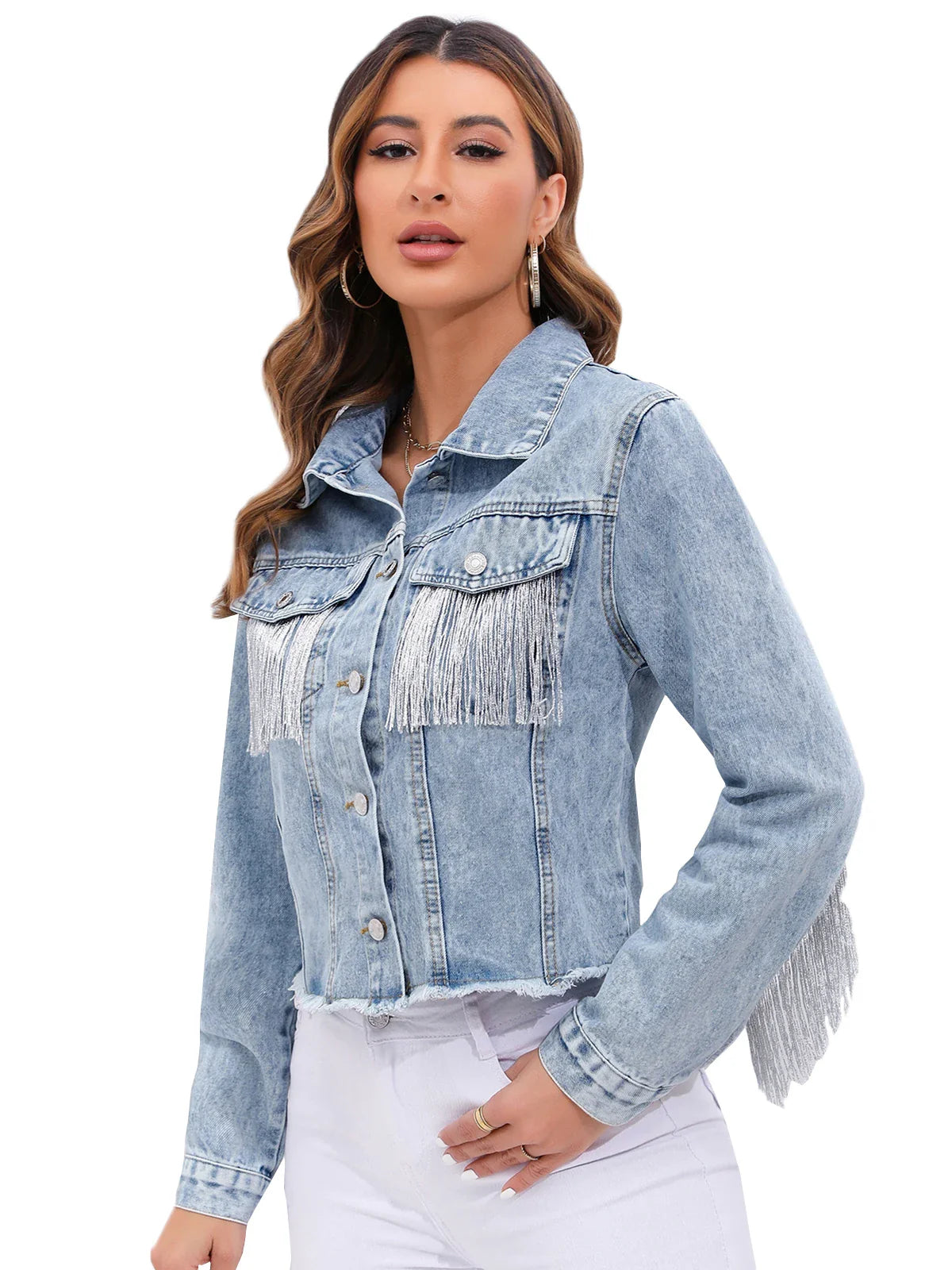 Veste en jean femme courte avec franges manches longues coupe ajustée boutonnée