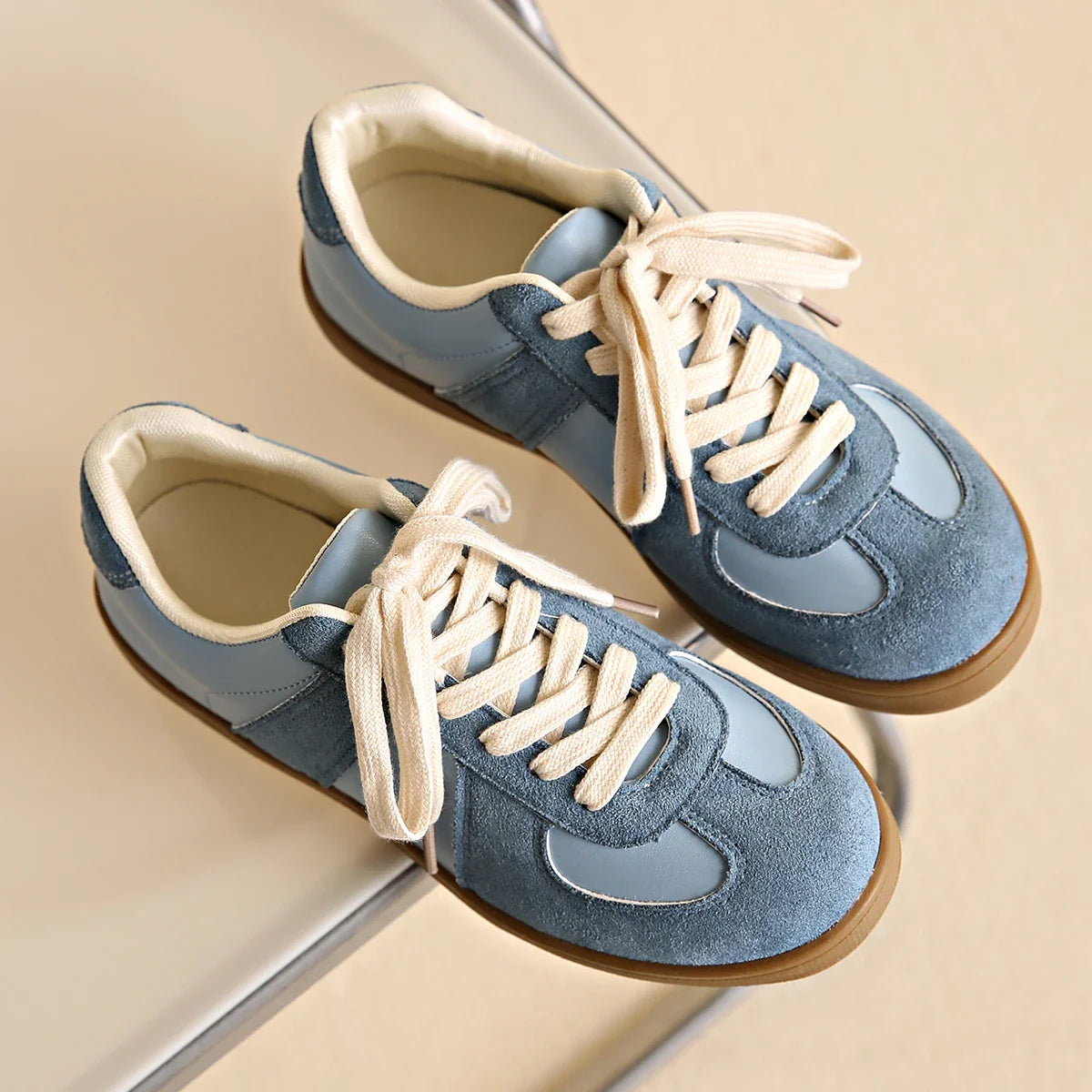 Baskets femme basses lacets semelle plate sneakers casual confortables