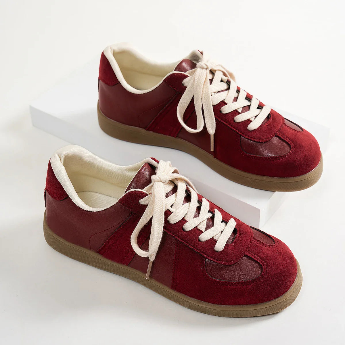 Baskets femme basses lacets semelle plate sneakers casual confortables