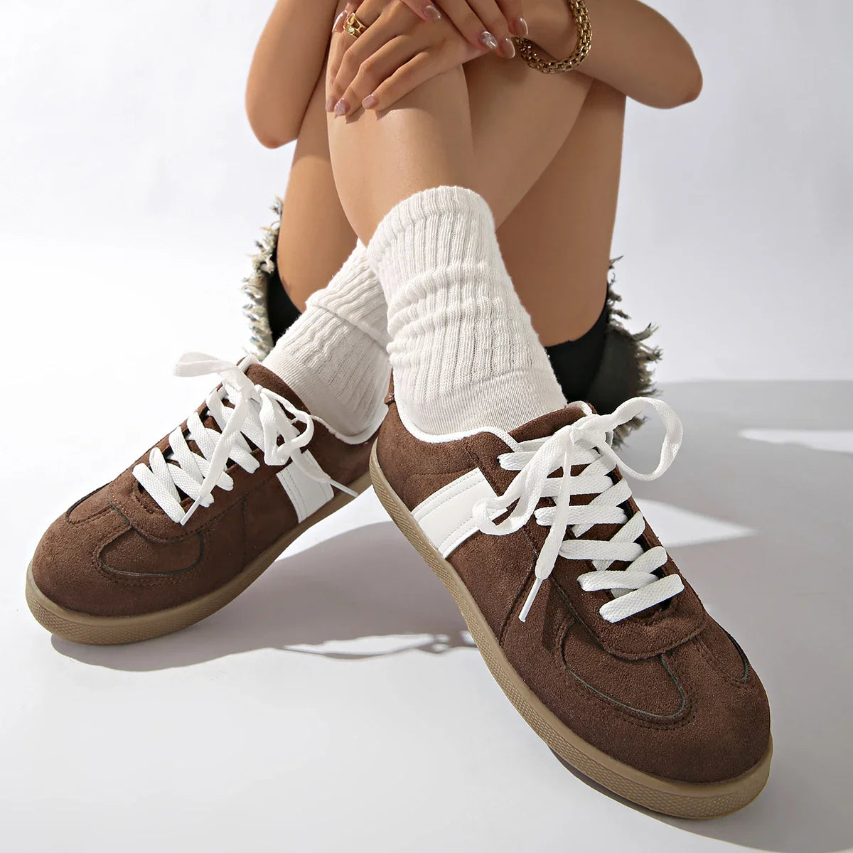 Baskets femme basses lacets semelle plate sneakers casual confortables