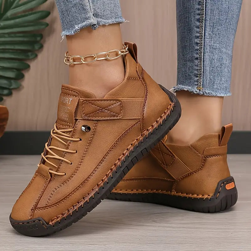 Baskets femme confort à lacets semelle souple soutien de la voûte plantaire