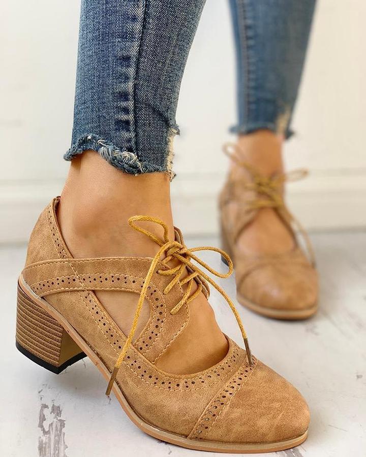Escarpins femme talon bloc lacets bout rond vintage